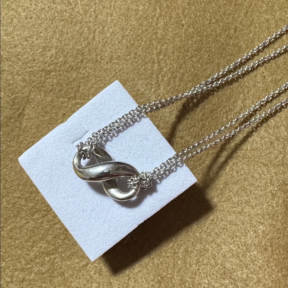 💎Tiffany & Co Infinity Double Chain 💎 - Picture 5 of 10